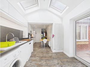 Kitchen/Diner- click for photo gallery
